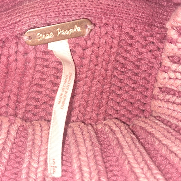 100% Cotton Cable Knit Sweater - Picture 4 of 5